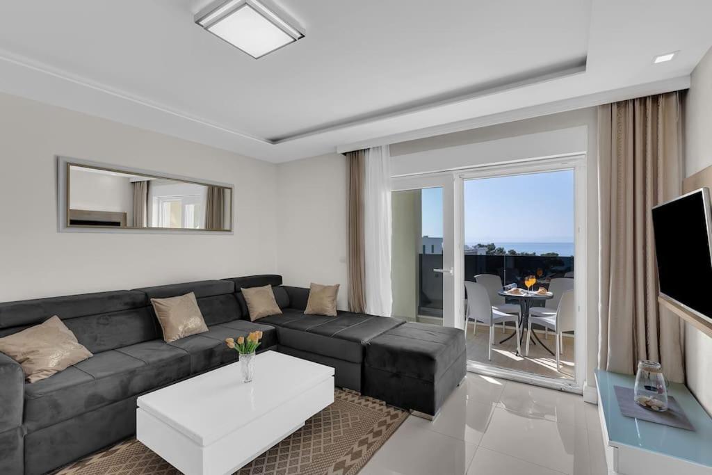 Apartment Hrvoje -Nur 50M Bis Zum Meer - Makarska Exklusiv Promajna Exteriér fotografie